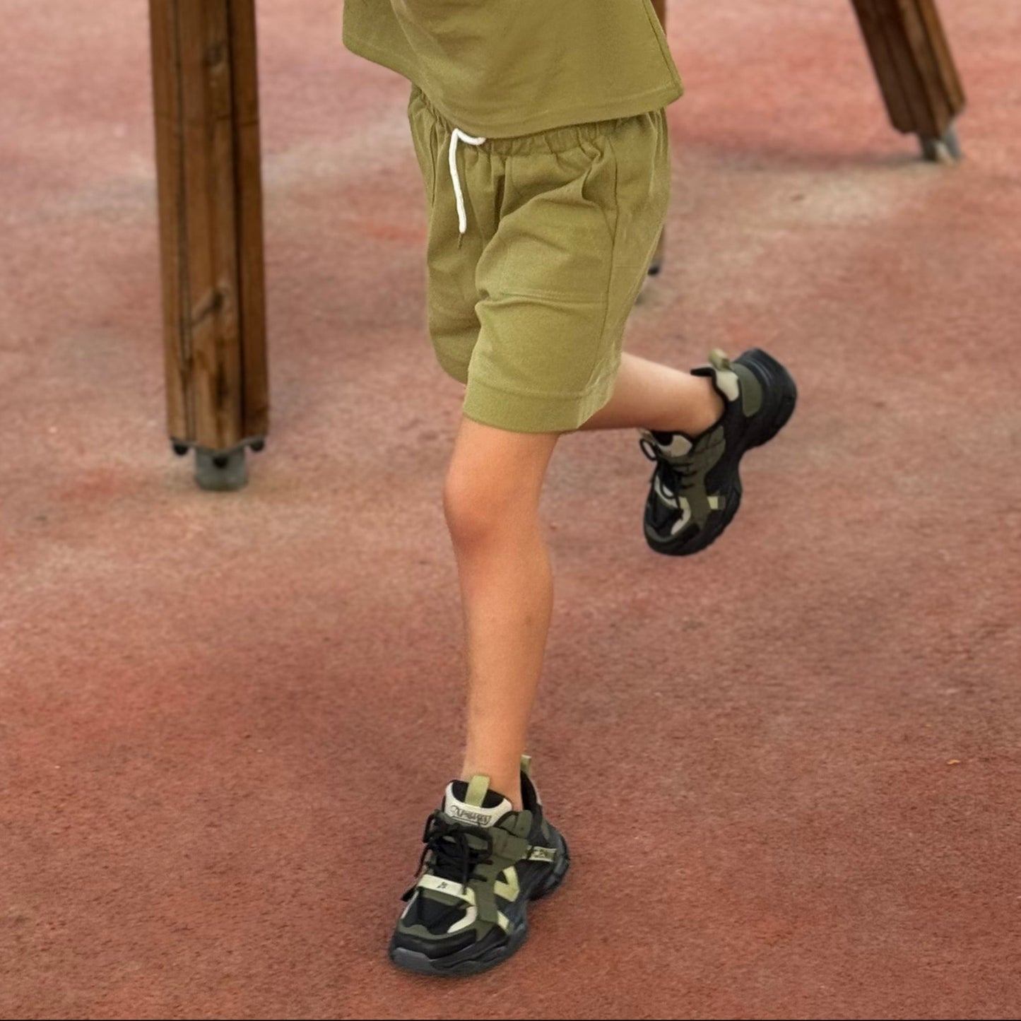 Apawwa Kids’ Sneakers – Velcro | Easy On (G575)